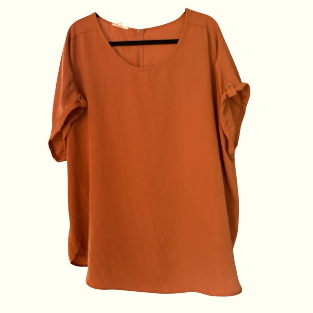 🎉Host Pick🎉 Maurices Rust Colored Short Sleeve Boxy Blouse with Drop Sleeves 3X
